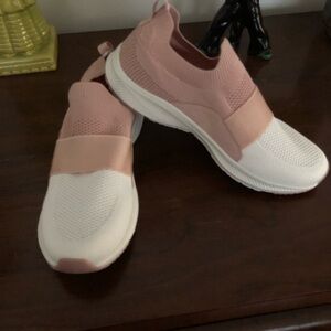 Stylish Pink and White Women's Slip-On Sneakers New without box women’s 10 crane
